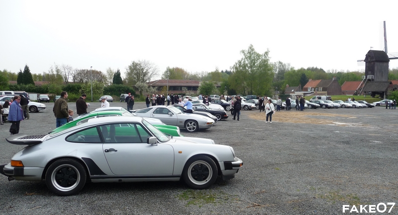 http://img42.xooimage.com/files/e/d/c/porsches-1--10ee55f.jpg